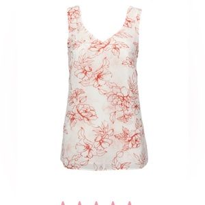 Cabi Stencil top. Size M. NWT!